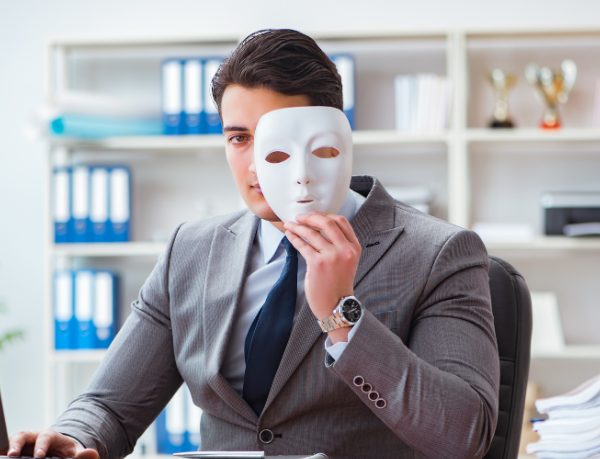 Carlos Eduardo Rosalba Padilha explica como a perícia contábil identifica fraudes e garante transparência corporativa.