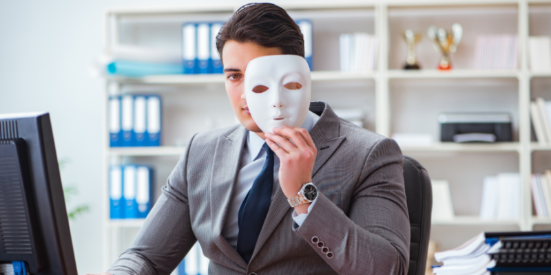 Carlos Eduardo Rosalba Padilha explica como a perícia contábil identifica fraudes e garante transparência corporativa.