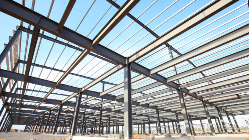 Descubra com Valderci Malagosini Machado como o uso de lajes treliçadas otimiza construções e transforma projetos arquitetônicos.