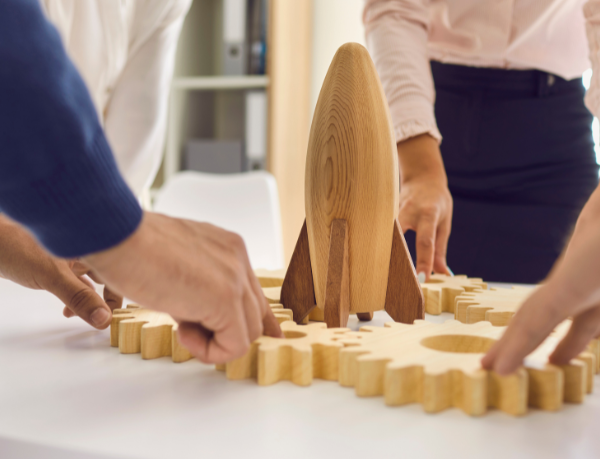 Andre de Barros Faria destaca como alinhar estratégia e propósito fortalece a identidade organizacional e sustenta resultados de longo prazo.