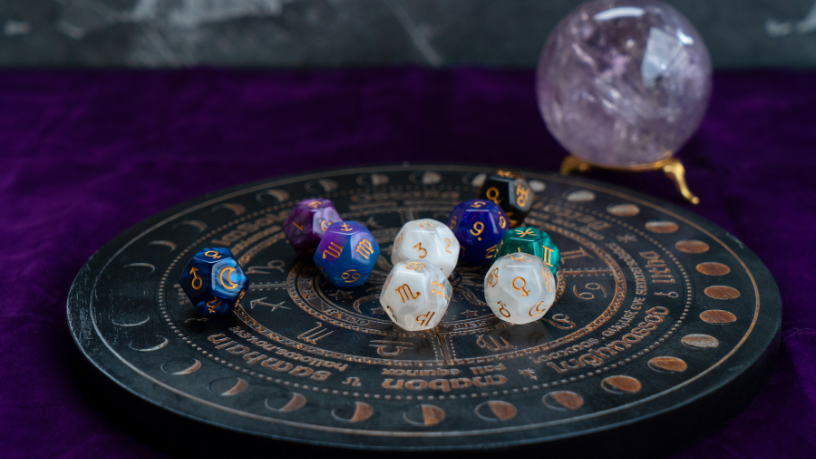 Descubra com Márcio Pires de Moraes como a astrologia pode orientar escolhas de autocuidado alinhadas à energia de cada signo.