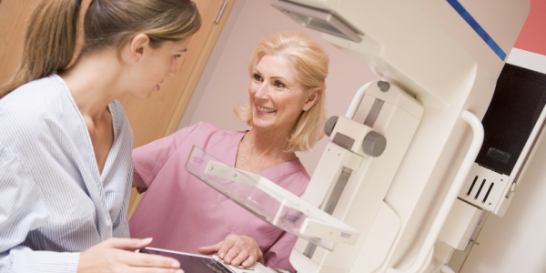 Vinicius Tadeu Sattin Rodrigues avalia como funcionam as políticas e diretrizes da mamografia e do rastreamento do câncer de mama no Brasil.