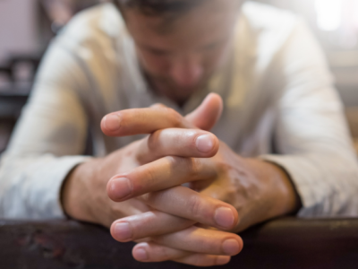 A unidade vivida na diversidade mostra como a Igreja cresce quando a comunhão é fortalecida pela caridade, com reflexões de Jose Eduardo De Oliveira e Silva.