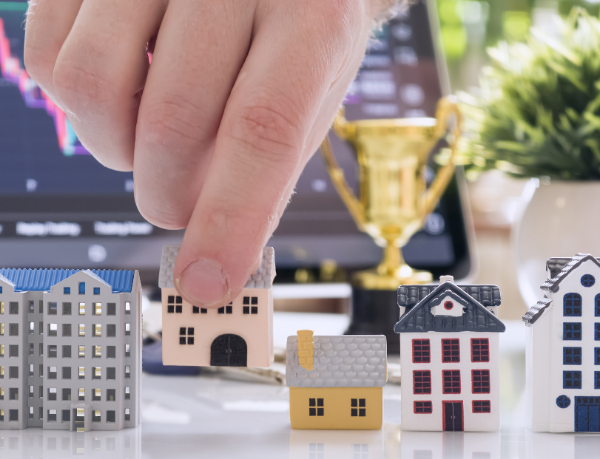 Alex Nabuco dos Santos explica que a transparência técnica no mercado imobiliário fortalece a credibilidade dos empreendimentos e aumenta a confiança do comprador durante o processo de decisão.